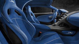 Bugatti Divo, le personalizzazioni estreme e milionarie: gli scatti