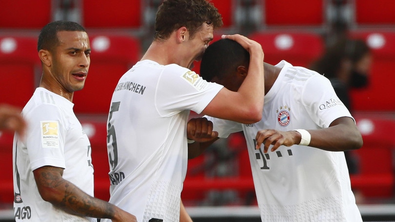 Bayern Monaco, Pavard si dimentica e abbraccia Alaba