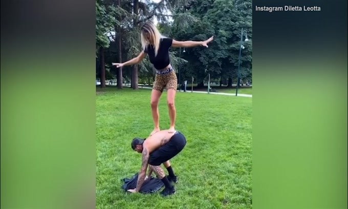 Diletta Leotta equilibrista con King Toretto