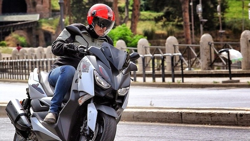 Yamaha XMax 300 'Roma Edition': la prova