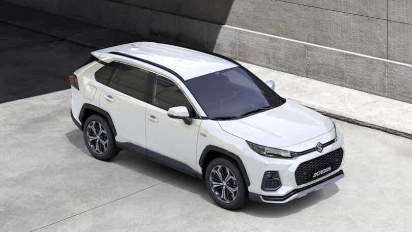 Suzuki Across, il SUV plug-in hybrid dallo stile Toyota