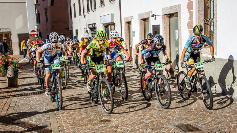 2+milioni di km: l'Italia in sella per i giovani ciclisti e Dynamo Camp