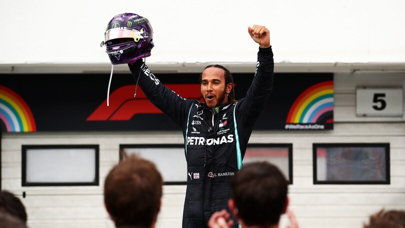 Gp Ungheria: Hamilton domina e vince, Vettel 6° e Leclerc 11°