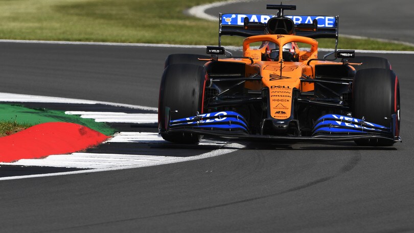 GP Gran Bretagna, Sainz: “Un problema guidare con vento e caldo”