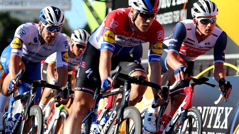 Ciclismo, Jakobsen in condizioni