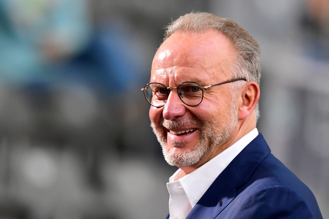 Rummenigge, premio come miglior manager: la dedica è per Paolo Rossi