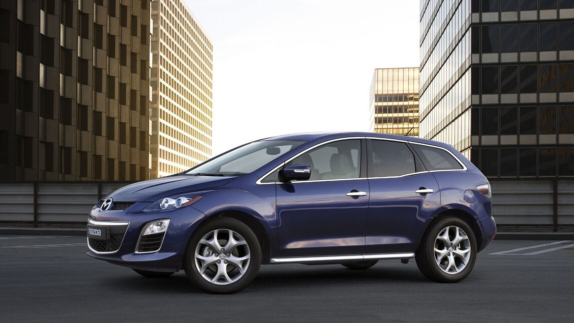 L'evoluzione degli Sport Utility Vehicle della Casa giapponese, dalle origini all'elettrica MX-30, passando per la famiglia CX
