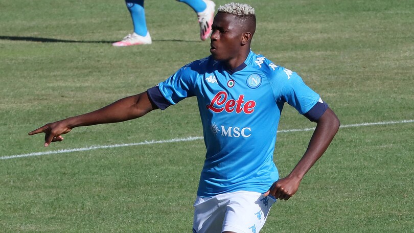 Osimhen, tripletta e standing ovation nel poker del Napoli al Teramo