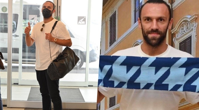 Lazio, Muriqi è arrivato: foto di rito con la sciarpa