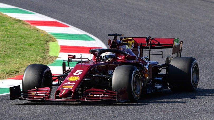 Ferrari, Leclerc: "Dobbiamo capire cosa non va in questa macchina"