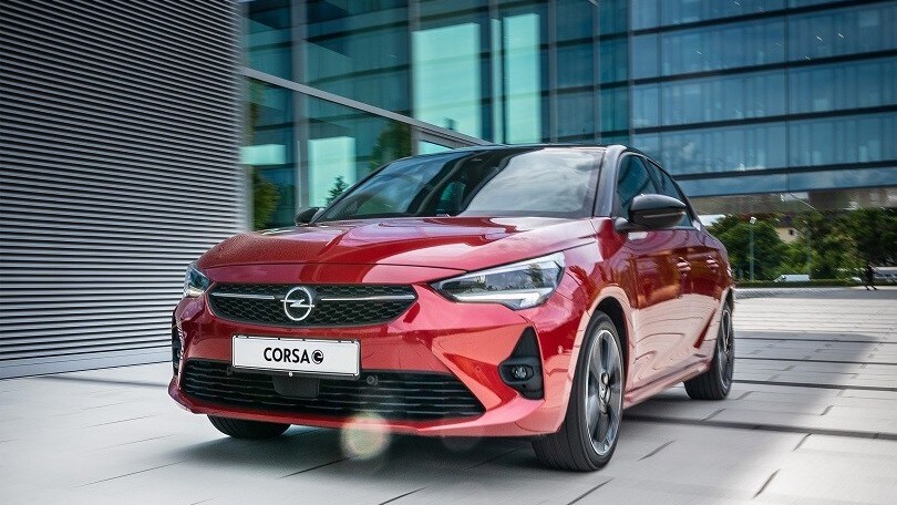 Opel Corsa-e, l'elettrica è l'auto ufficiale di X Factor 2020