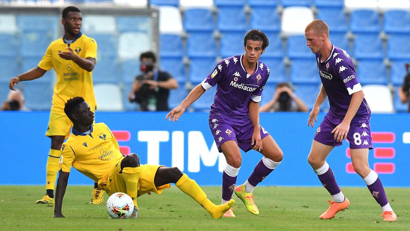 Coronavirus, rinviata di un giorno Fiorentina-Bologna Primavera