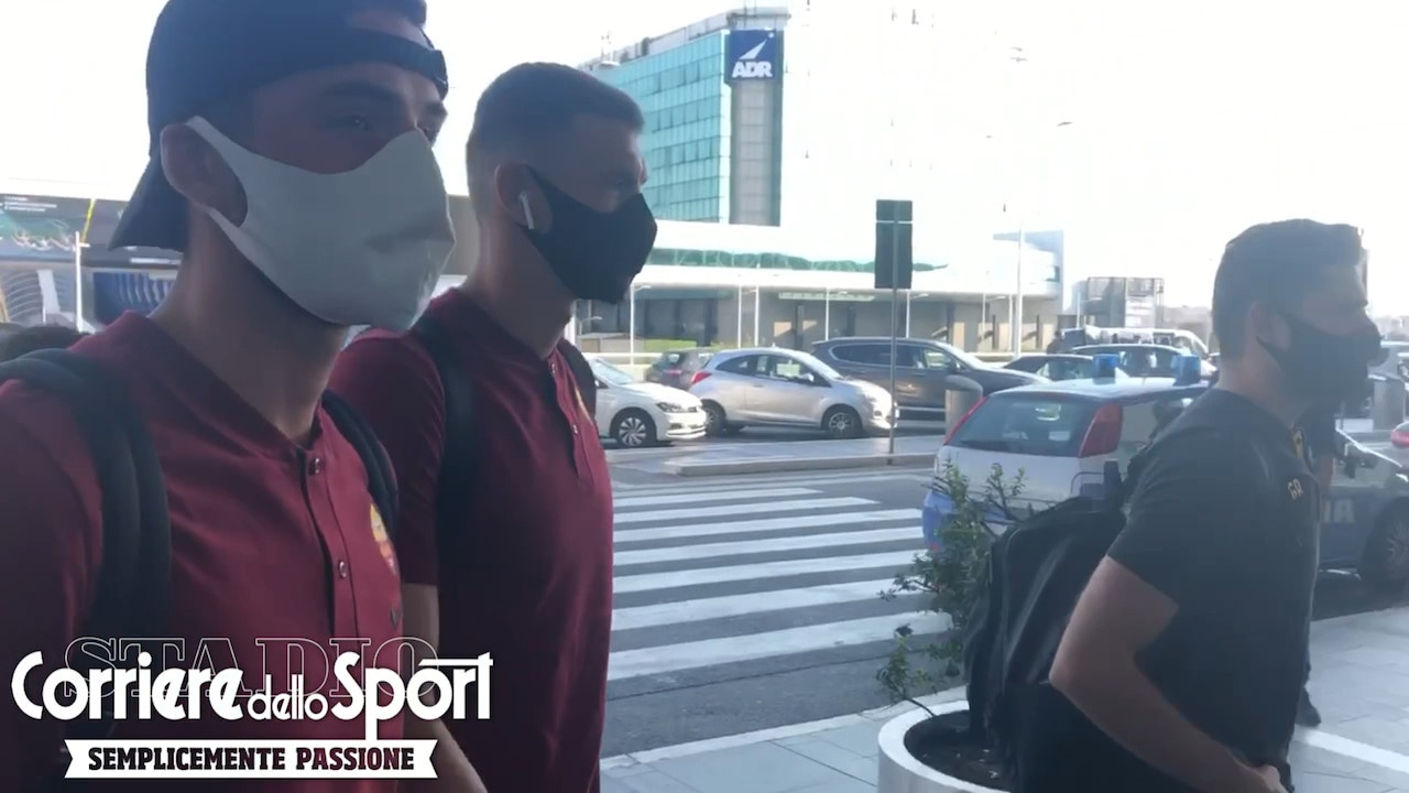 Roma, Dzeko è partito per Verona con la squadra: ultima trasferta in giallorosso