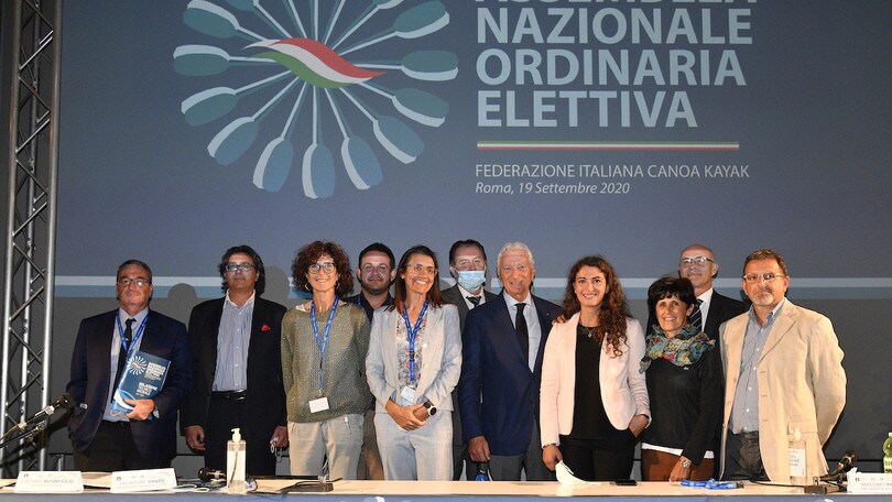 Buonfiglio rieletto presidente della Federcanoa