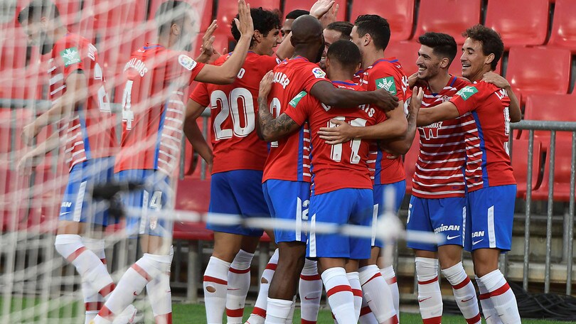 Il Granada di Gonalons vince e vola in vetta alla Liga con il Betis