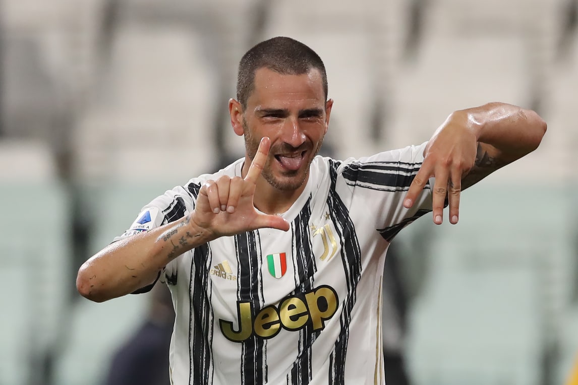 L'esultanza speciale di Bonucci con dedica alla famiglia