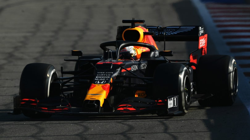 Gp Russia, Verstappen: "Anche oggi in mezzo alle Mercedes, soddisfatti"