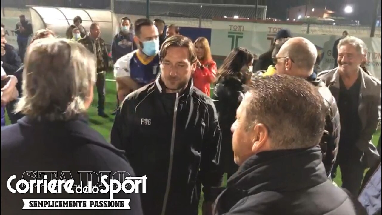 Totti scende in campo: il mister è Daniele De Rossi!