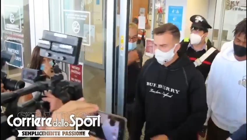 È il giorno di Borja Mayoral: lo spagnolo è sbarcato a Roma!