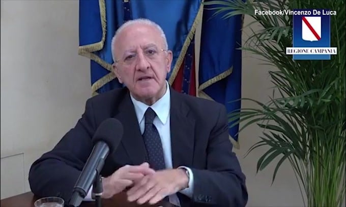 De Luca, bordate ad Agnelli: "Sue frasi sono state penose"