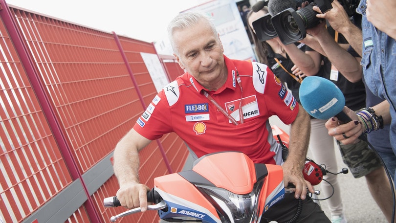 Ducati, Tardozzi: "Non possiamo chiedere ai piloti di aiutare Dovizioso"