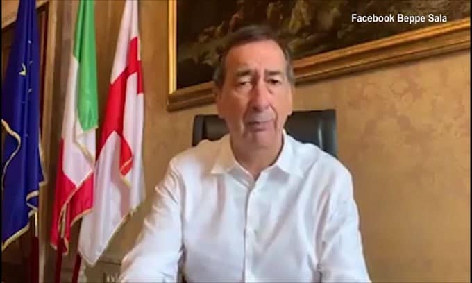 Sala ai milanesi: "State a casa"