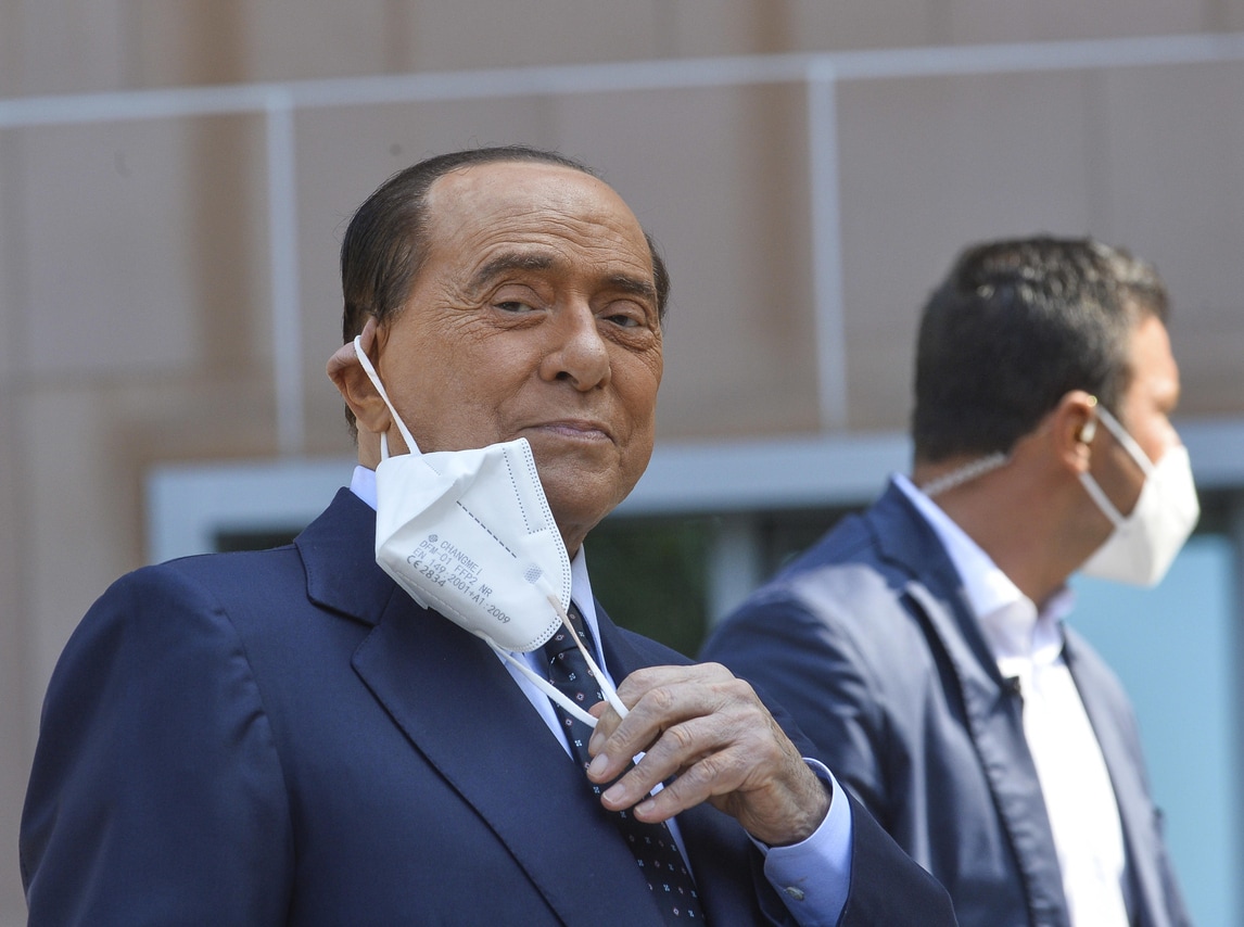 Berlusconi choc: “Il Covid una delle peggiori esperienze della mia vita”