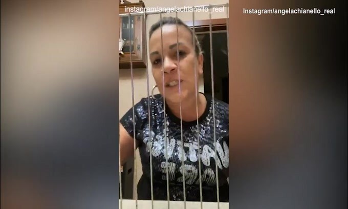 Angela da Mondello: "Sono in prigione?"