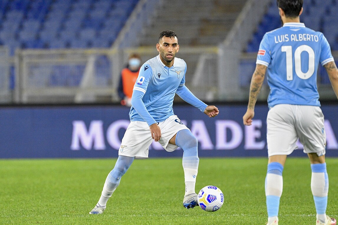 Lazio, un buco sulla sinistra: Fares fuori, incognita Lulic
