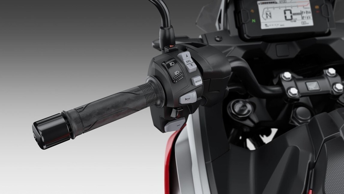 La crossover giapponese è considerata una delle moto col tasso di praticità d'uso più elevato al mondo. Per il 2021 si aggiorna e migliora ancora