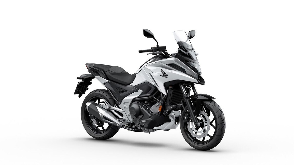 La crossover giapponese è considerata una delle moto col tasso di praticità d'uso più elevato al mondo. Per il 2021 si aggiorna e migliora ancora