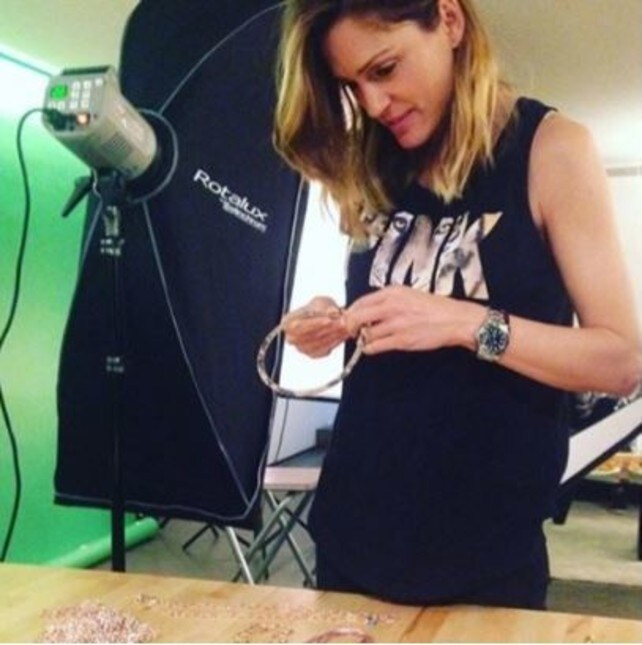 <p>Ieri i social sono stati sorpresi dalla mamma del neo campione del mondo della MotoGp</p>
