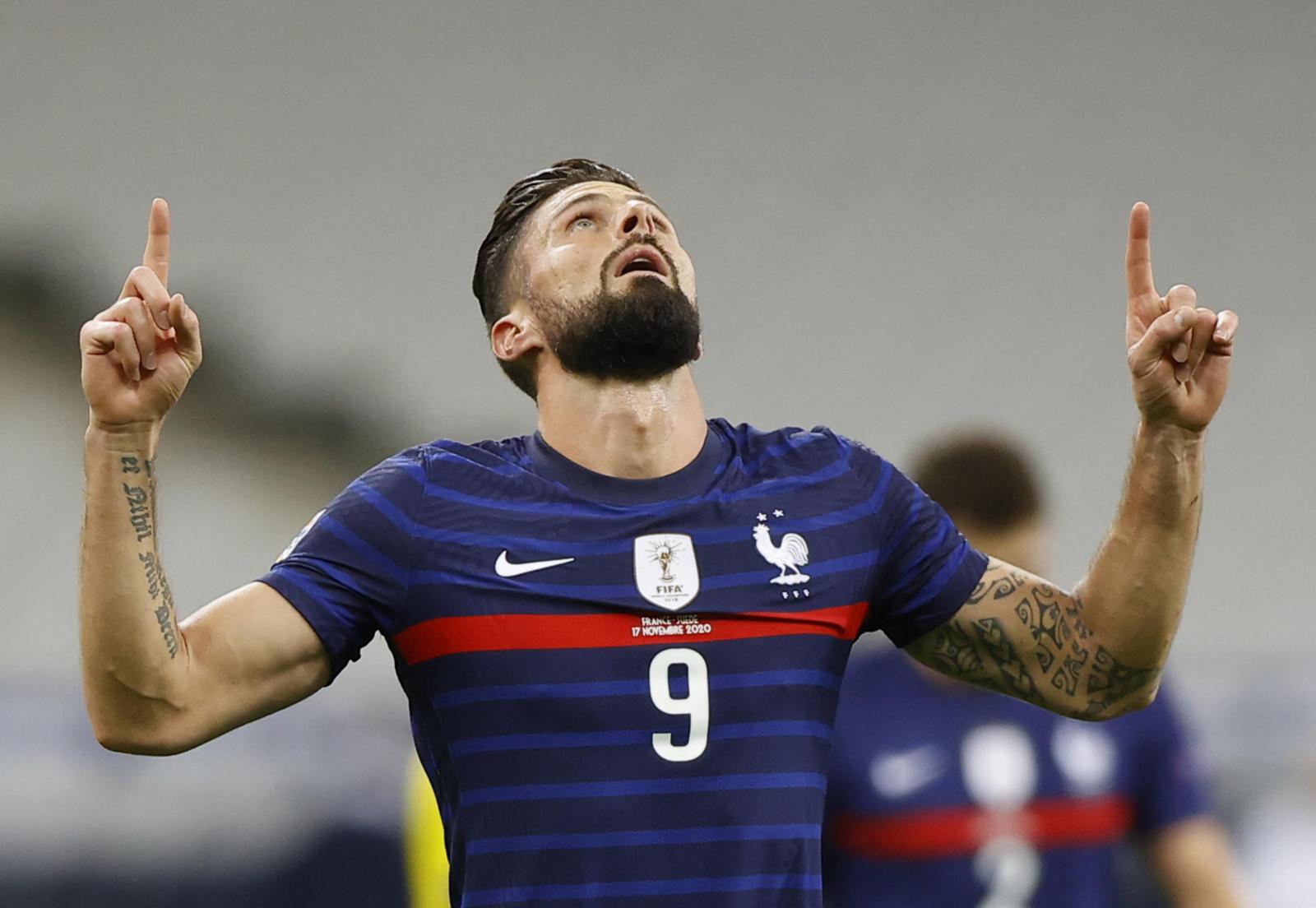Giroud pronto all'addio al Chelsea: Inter alla finestra