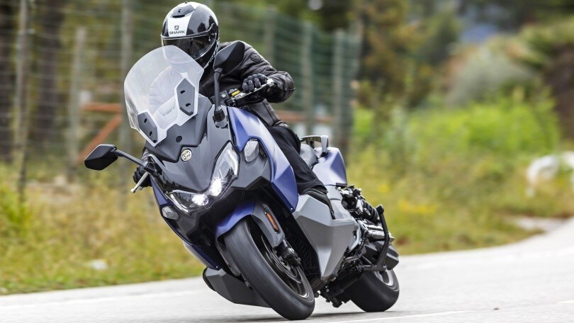 Maxsym TL 500 by Sym: le immagini