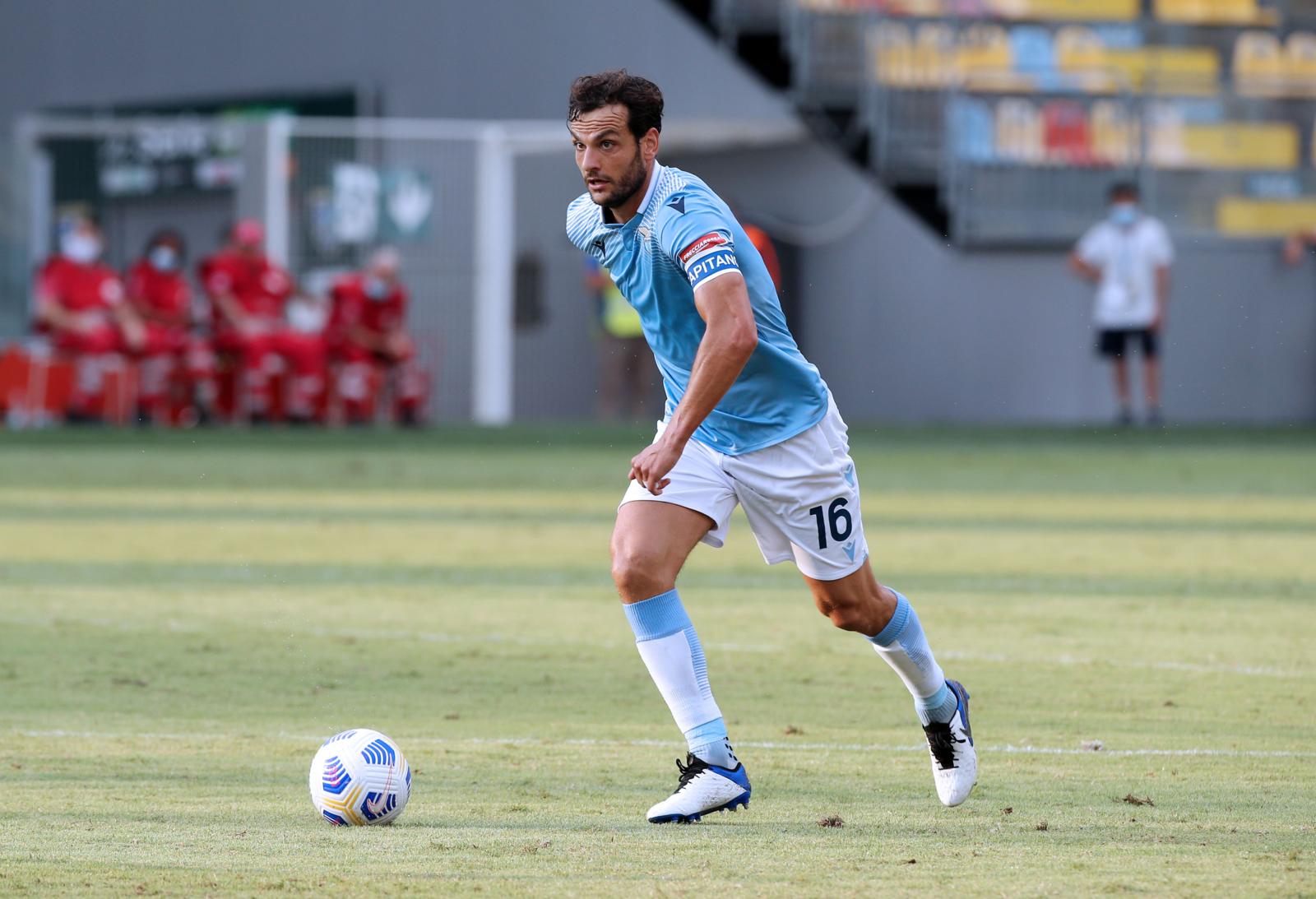 Lazio, Parolo: “Il caos fuori non ci tocca. L'aereo? Bel debutto...“