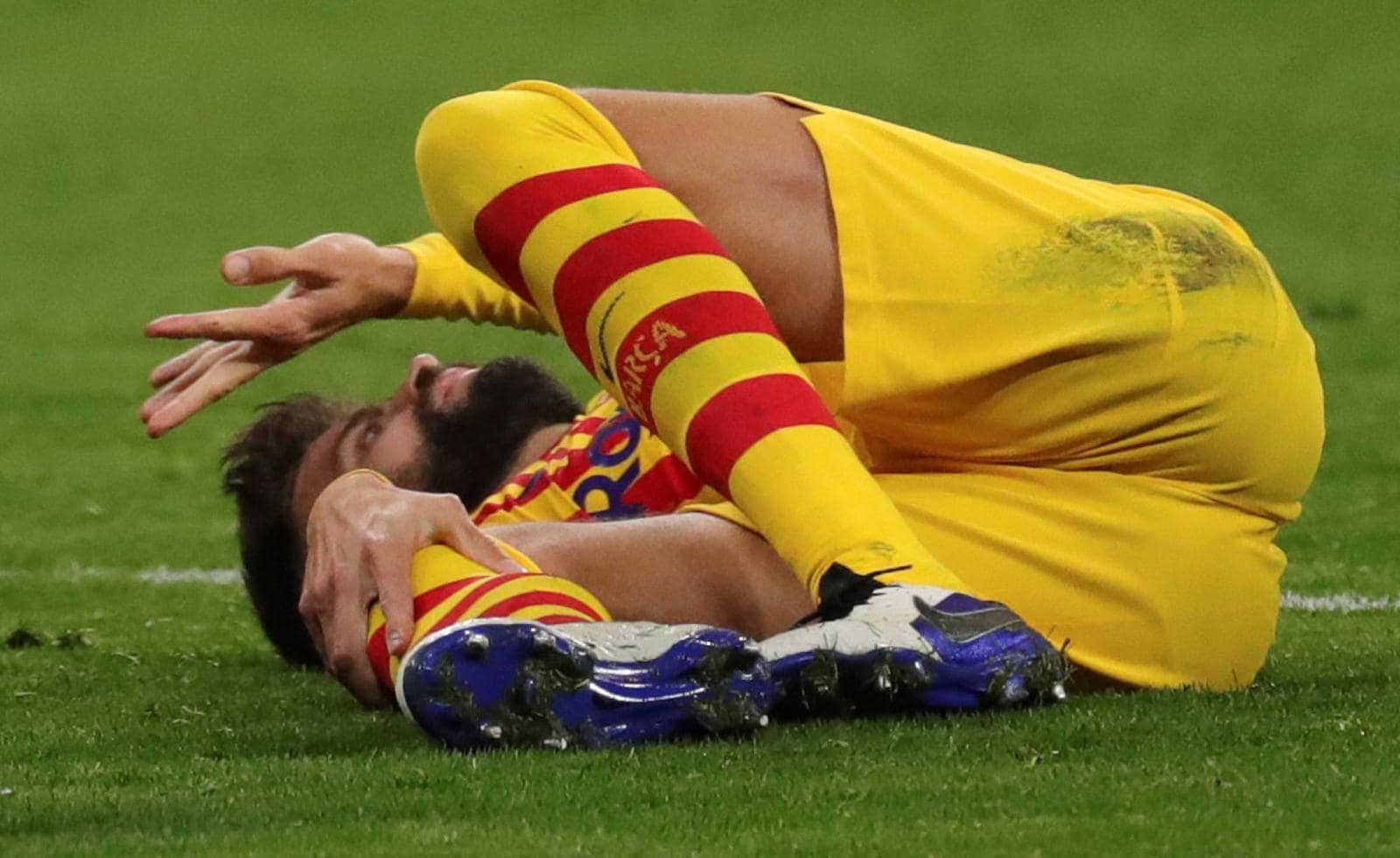 Piqué: lesione al crociato. Tornerà nel 2021