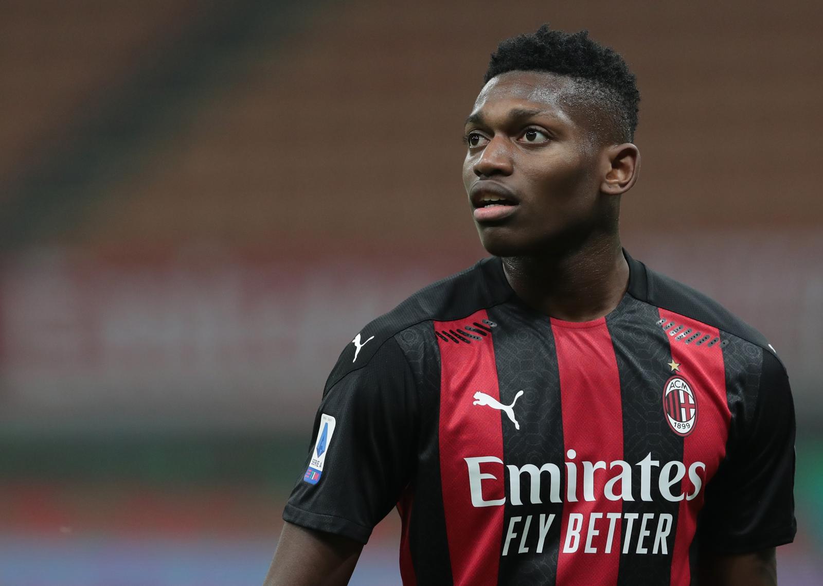 Milan, Leao festeggia il primo posto: “Grazie ragazzi!“