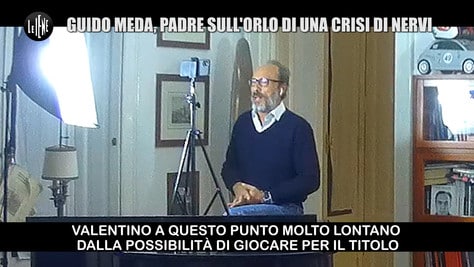 Guido Meda perde le staffe per un motorino: lo scherzo tv è esilarante