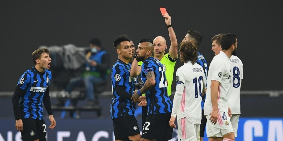 Inter, minacce alla squadra dalla Curva Nord: “Tirate fuori i c... o veniamo coi bastoni“