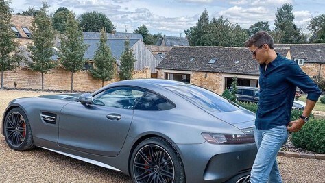 George Russell, con Mercedes dalla F1 alle auto di serie
