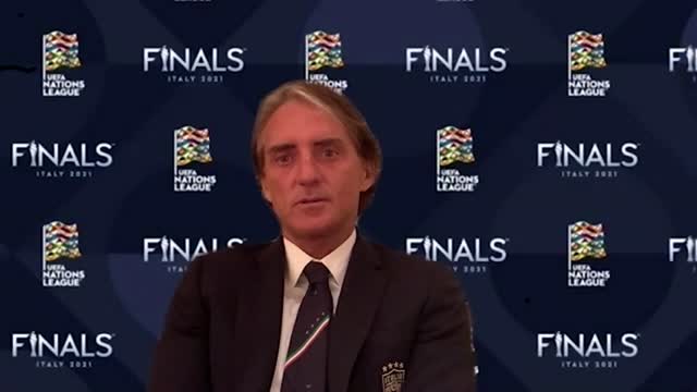 Mancini: "Maradona? Ti faceva divertire anche da avversario"