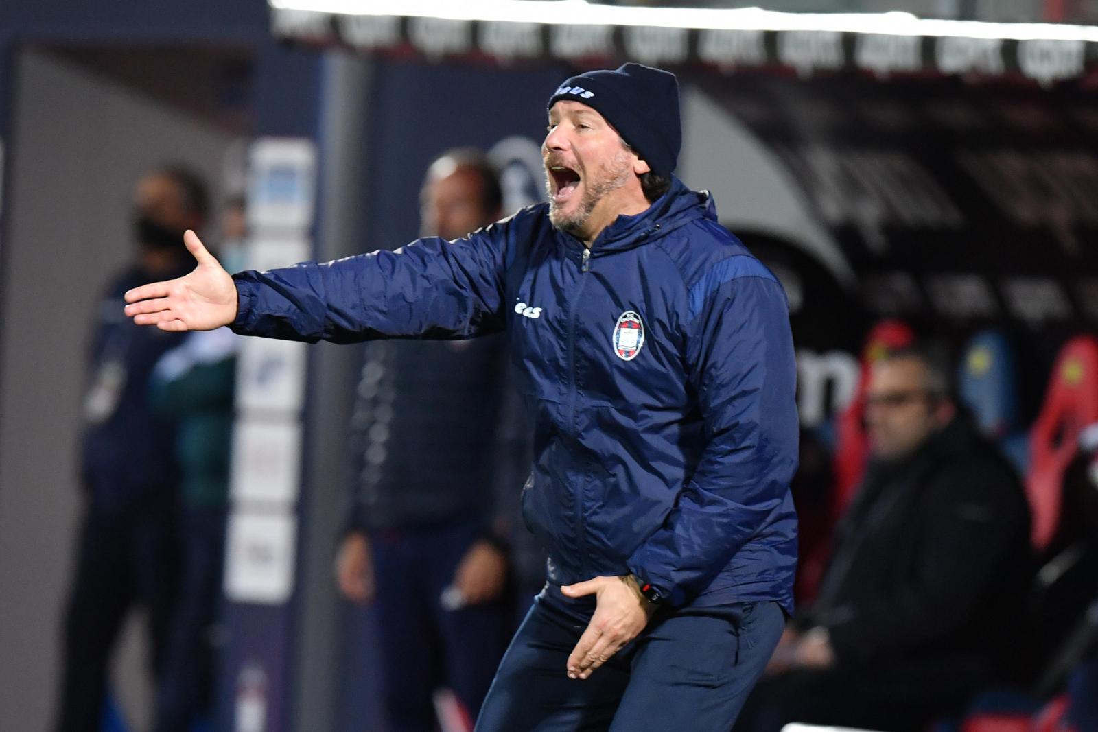 Crotone, Stroppa: “Siamo stati in partita fino all'espulsione“