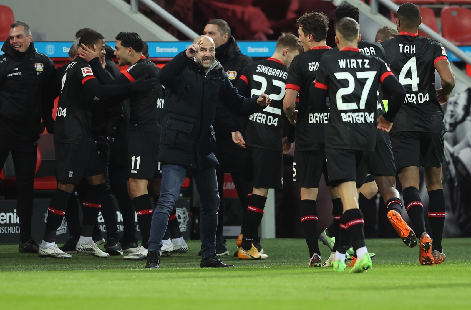 Bundesliga, Bayer Leverkusen show: poker all'Hoffenheim e primato