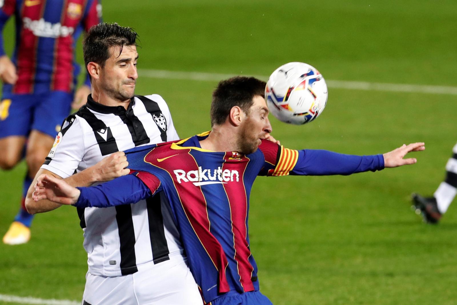 Barcellona, Laporta su Messi: “Farò di tutto per farlo rimanere“