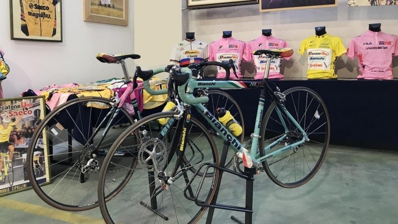 123549644 e8707946 76c9 4161 af68 b552055ef0c6 - Pantani stacca tutti ancora una volta: la sua bici battuta all'asta per 66mila euro 123549644 e8707946 76c9 4161 af68 b552055ef0c6 - Pantani stacca tutti ancora una volta: la sua bici battuta all'asta per 66mila euro