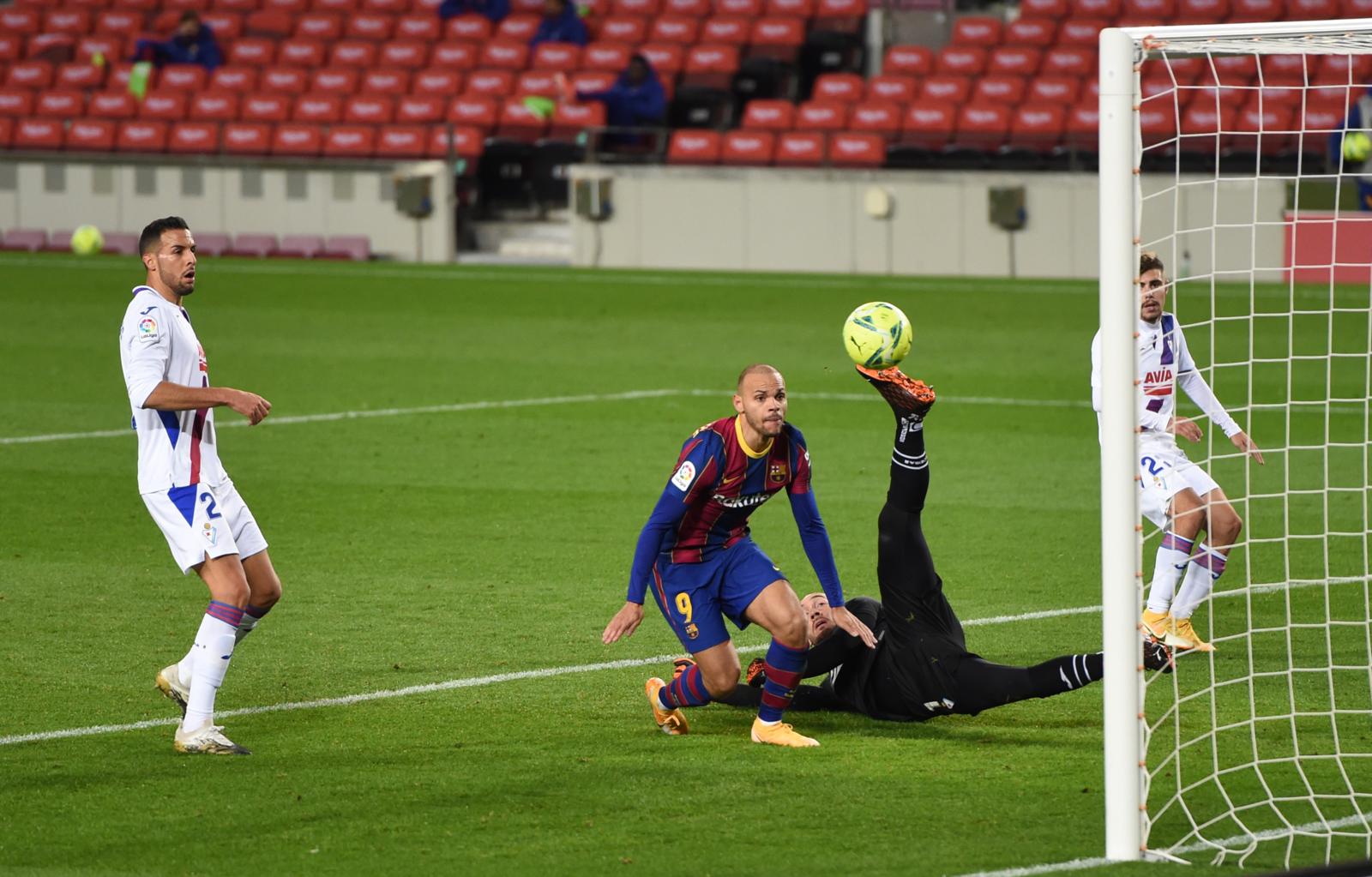 Barcellona, solo un pari con l’Eibar e Coutinho va ko