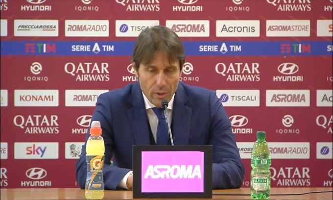 Conte: "I cambi sono stati fatti ruolo per ruolo. Non invento nulla"