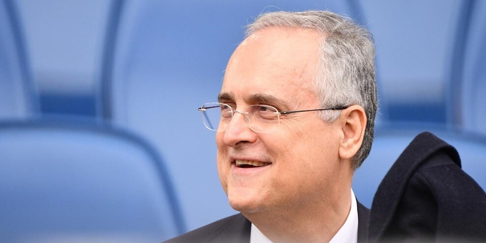 Derby Lazio-Roma, Lotito si presenterà ai Friedkin con quattro trofei