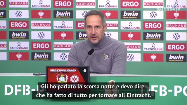 Hütter su Jovic: "Ha fatto di tutto per tornare all'Eintracht"