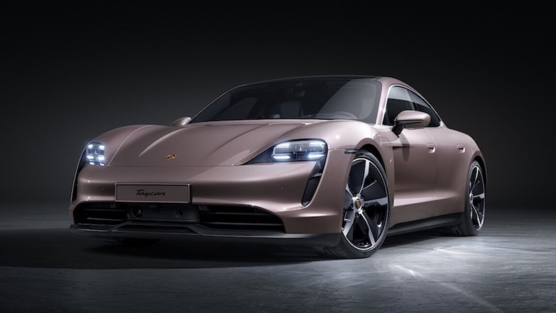 Porsche Taycan 2WD: immagini